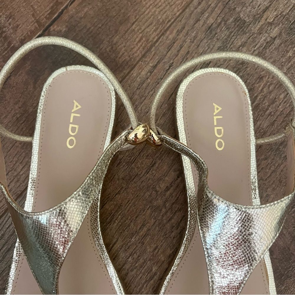 ALDO Erarenia Gold Sandal adjustable Sling style - Picture 9 of 13